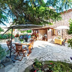 Pino Apartment